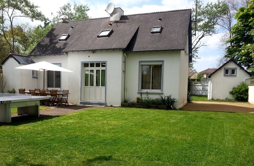 Barneville-Carteret House | 5 minutes from the beach HOUSE VERY COMFORTABLE LARGE GARDEN - MANY SERVICES