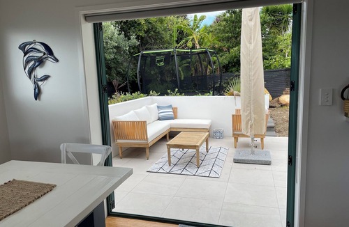 Manly House | 5 minutes to the beach.Large sunny beach house. Pet friendly