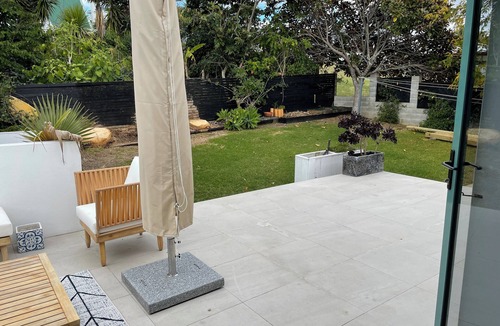 Manly House | 5 minutes to the beach.Large sunny beach house. Pet friendly