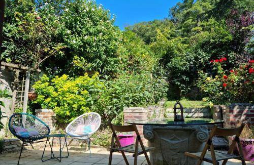 Saint-Prix Bed & Breakfast | 50 m² Bed and breakfast ∙ 2 guests