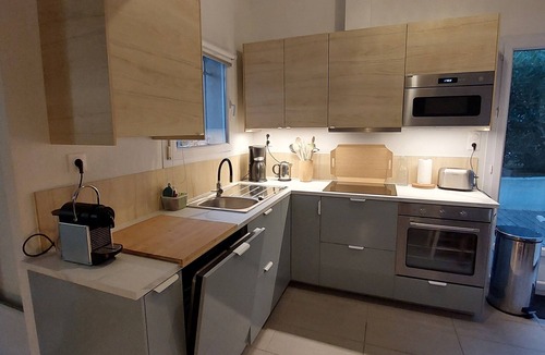 Cabasson House | 500m. from beaches and Bregançon fort, quiet villa for 2 to 8 people
