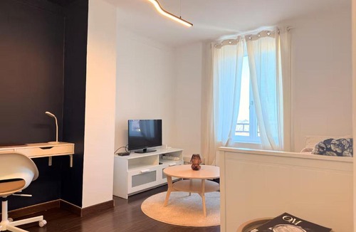 Montbeliard Apartment | 50m2 vue sur le château