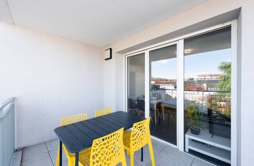 Vaise Apartment | 58 m² Apartment ∙ 2 bedrooms ∙ 2 guests