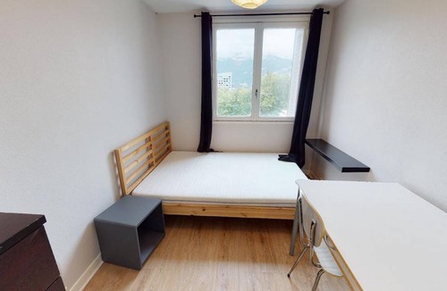 Grenoble City Centre Resort | 70 m² Private room ∙ 1 bedroom ∙ 1 guest