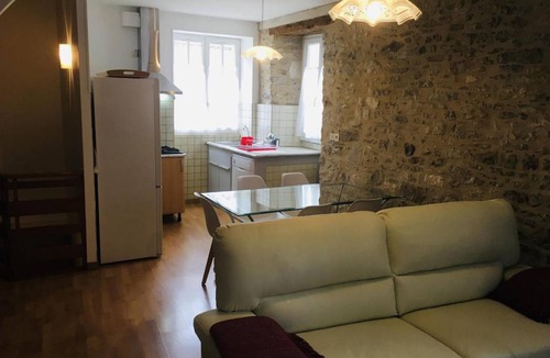 Martel House | 70 m² Gîte ∙ 3 bedrooms ∙ 5 guests