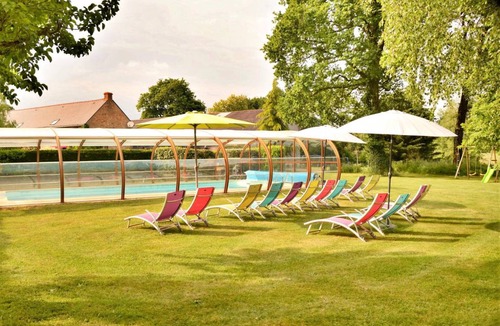 La Vraie-Croix House | 70 m² Gîte ∙ 3 bedrooms ∙ 6 guests