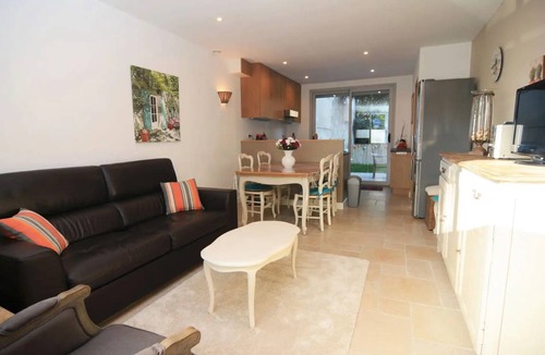 Tarascon House | 70 m² House ∙ 2 bedrooms ∙ 4 guests