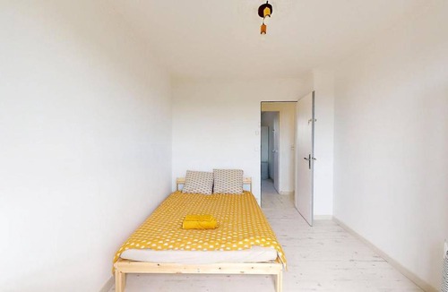 Saint-Jean-de-la-Ruelle Resort | 71 m² Private room ∙ 1 bedroom ∙ 1 guest