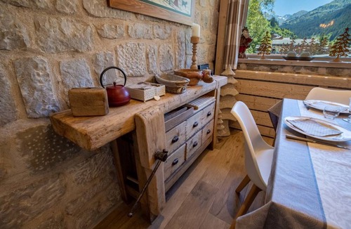 Meribel Centre Apartment | 75 m² Apartment ∙ 3 bedrooms ∙ 6 guests