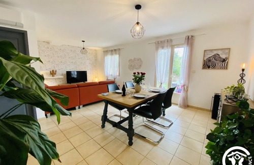 Pouzols-Minervois House | 75 m² Gîte ∙ 2 bedrooms ∙ 4 guests