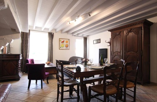 Sainte-Marie-du-Mont House | 80 m² Gîte ∙ 2 bedrooms ∙ 5 guests