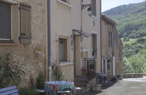 Brenac House | 80 m² Gîte ∙ 2 bedrooms ∙ 4 guests