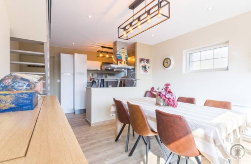 Saint-Floxel House | 80 m² Gîte ∙ 3 bedrooms ∙ 6 guests