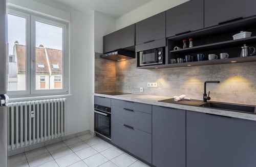 Poincare Apartment | 81 m² Apartment ∙ 2 bedrooms ∙ 4 guests
