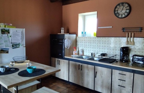 Saint-Nectaire House | 82 m² Gîte ∙ 3 bedrooms ∙ 6 guests