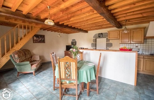 Saint-Ours House | 85 m² Gîte ∙ 1 bedroom ∙ 4 guests