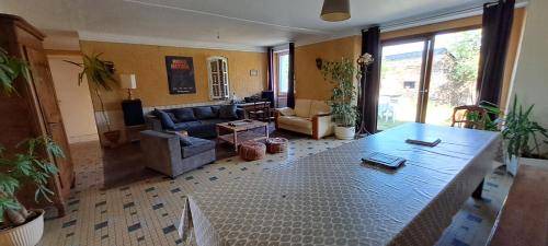 Freigne House | 90 m² House ∙ 2 bedrooms ∙ 9 guests