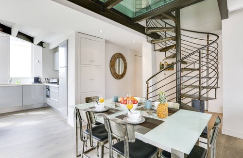 Saint-Jean-de-Luz City Center Apartment | 95 m² Apartment ∙ 3 bedrooms ∙ 6 guests