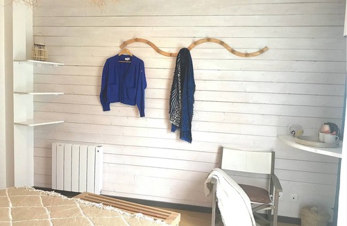 Les Echets Bed & Breakfast | A bed and breakfast in the woods