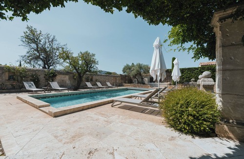 Eygalieres Villa | A hidden gem offering a peaceful retreat with ultimate Provence experience