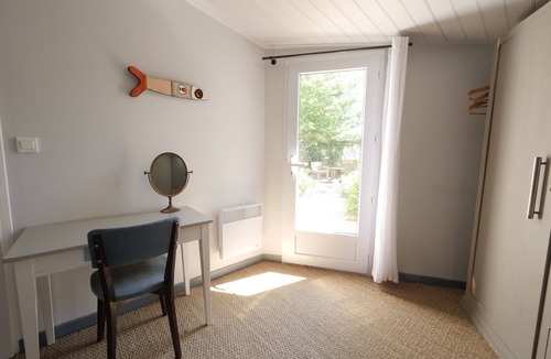 Bretignolles-sur-Mer Ski Chalet | A house for 10 with garden near the sea