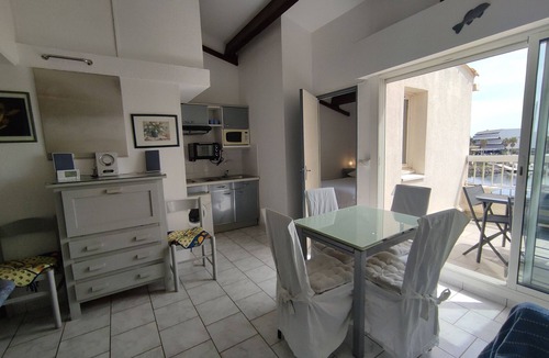 Naturist Village Apartment | Air-conditioned apartment with pool and secure parking