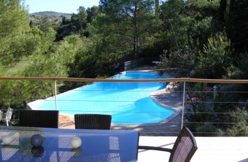 Fabregues Villa | Air-conditioned character house on 6 fenced acres, heated swimming pool