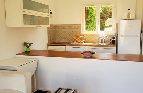 Marine de Saint Ambroggio House | Air-conditioned house with sea view, 80 metres from the beach