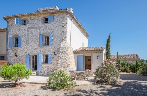 Trebes Apartment | Amazing 17th century House refurbished