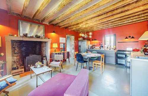Villaines-la-Gonais House | Amazing home in Villaines-la-Gonais