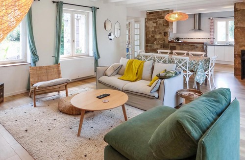 Ploubezre House | Amazing home in Ploubezre