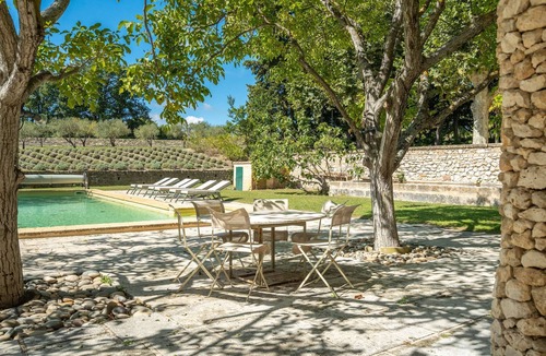 Lambesc House | An exceptional property between Aix en Provence and the Luberon – Sleeps 12