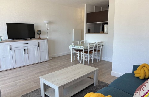 La Grande-Motte Apartment | Apartment 100m from the beach