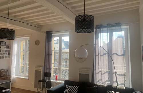 Metz-Centre – Ancienne Ville Apartment | Apartment 'Appartement Duplex Coeur De Ville' with Wi-Fi and Air Conditioning