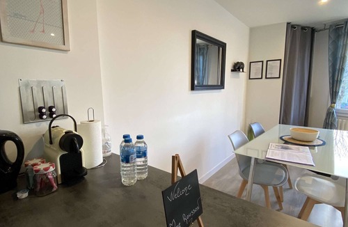 Cholet Apartment | Apartment Cholet les Halles garden side