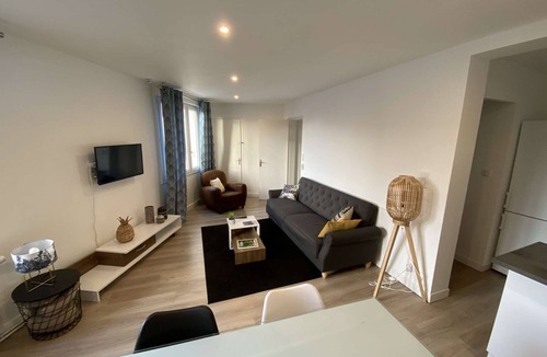 Cholet Apartment | Apartment Cholet les Halles garden side
