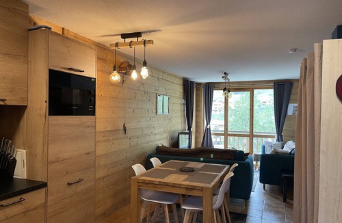 Lanslevillard Apartment | Apartment for 4 people on the slopes