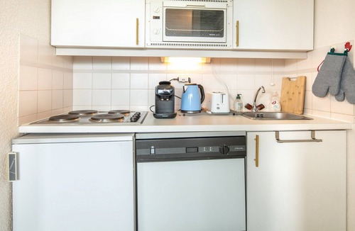 Doucy-Combelouviere Apartment | Apartment in Doucy with Mountain Views