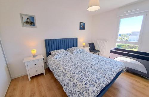 Plouarzel House | Apartment in Finistère with Free E-Bike