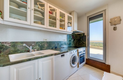 La Petite Motte Apartment | Apartment “Le Panoramique at the Grande Pyramide”: Sea View, Private Terrace, Wi-Fi