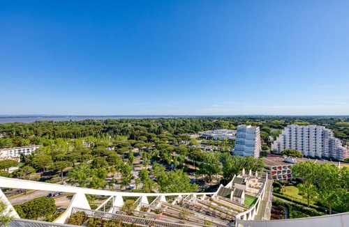 La Petite Motte Apartment | Apartment “Le Panoramique at the Grande Pyramide”: Sea View, Private Terrace, Wi-Fi