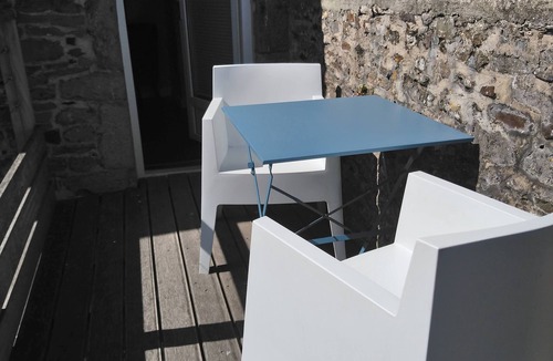 Portbail Apartment | Apartment-Modern-Ensuite with Shower-ISLE1