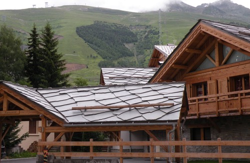 Les Deux Alpes Apartment | APARTMENT OF 31 M2 (6 beds) - In the Center of the Village - LES 2 ALPES
