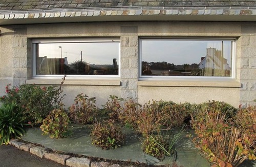 Tregastel Apartment | Apartment with Terrace, WIFI, Pets Allowed, Parking in Trégastel