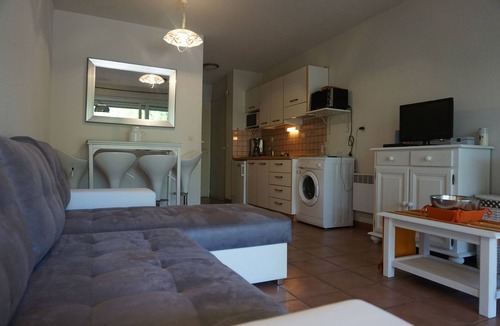 Calvi Apartment | Apartment with the feet in the water, all the stores