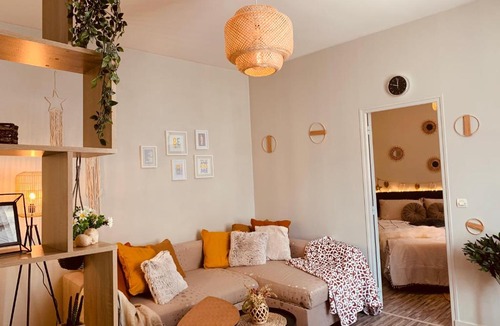 Blois Apartment | Appart "Océan" - 5min Château Blois by Sweet Home Company