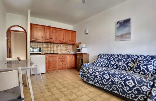 Saintes-Maries-de-la-Mer Apartment | Appartement calme pour 4, avec terrasse et WIFI, Saintes-Maries-de-la-Mer - FR-1-475-211
