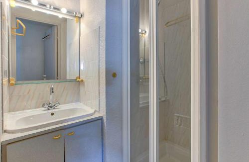 Eaux-Bonnes Apartment | Appartement confortable 4 pers avec balcon et casier à skis à Gourette - FR-1-400-114