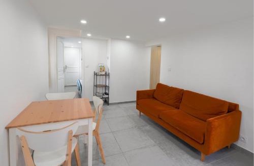 Montrond-les-Bains Apartment | Appartement dans maison atypique