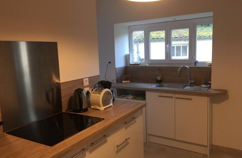 Vierville-sur-Mer Apartment | Appartement sur Jardin à 500m de la Plage d Omaha Beach